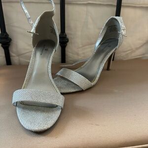 Silver heel